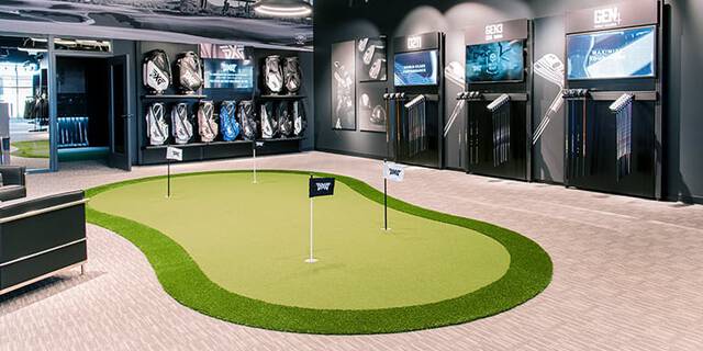 Chicago West PXG Store Putting Green